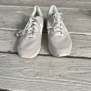 ASICS gel lyte III Womens size 8 sneaker , worn once